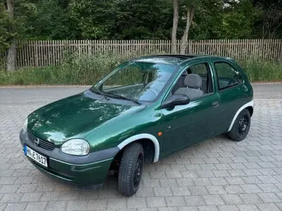 Używany Opel Corsa Swing 54 KM (39 kW) 1998 Zielony Hatchback