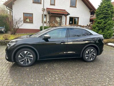 Schwarz Gebraucht 2025 VW ID.5 Pure SUV | 36.000 €