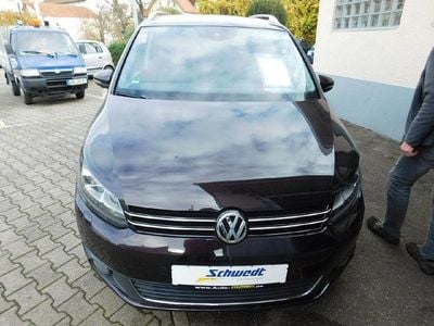 Gebraucht VW Touran Life 140 PS (102 kW) 2013 Violett Van / Kleinbus