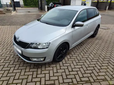 Käytetty Skoda Rapid Ambition 90 HP (66 kW) 2016 Harmaa Viistoperä
