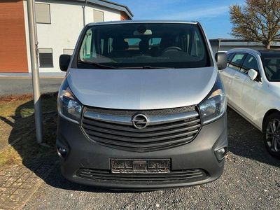 Gebraucht Opel Vivaro 125 PS (91 kW) 2017 Grau Van / Kleinbus