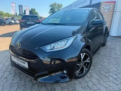 Gebraucht Toyota Yaris 116 PS (85 kW) 2025 Black mica Kleinwagen