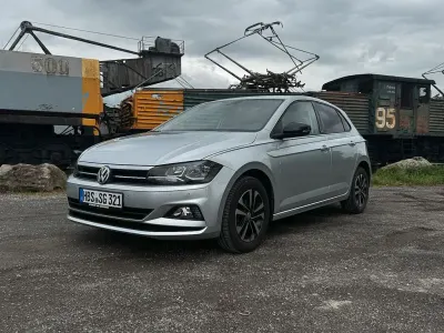 Używany VW Polo IQ Drive 90 KM (66 kW) 2019 Srebrny Hatchback