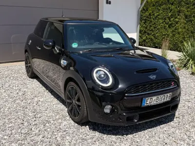 Gebraucht Mini Cooper S Chili 192 PS (141 kW) 2019 Schwarz Kleinwagen