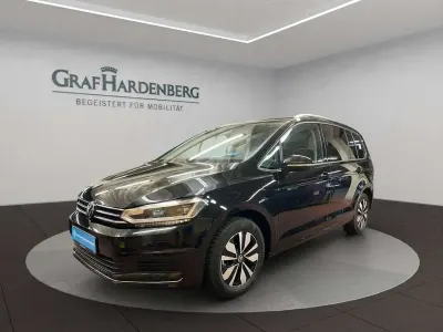 Gebraucht VW Touran Goal 150 PS (110 kW) 2025 Schwarz Van / Kleinbus