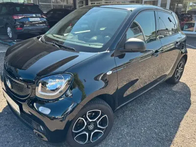 Gebraucht Smart ForFour Basis 90 PS (66 kW) 2018 Schwarz Kleinwagen