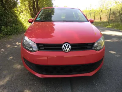 Gebraucht VW Polo Trendline 69 PS (50 kW) 2009 Flashrot Kleinwagen
