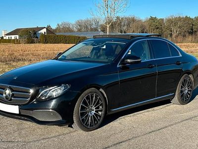 Schwarz Gebraucht 2019 Mercedes E220 Limousine | 18.500 € (Guter Preis)