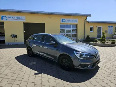 Usata Renault Mégane IV Business 116 CV (85 kW) 2020 Grigio Berlina