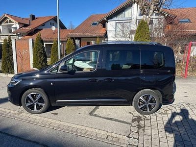 Gebraucht VW Caddy Style 114 PS (83 kW) 2024 Schwarz Van / Kleinbus