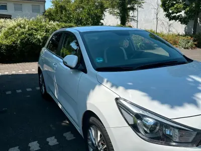 Gebraucht Kia Rio 84 PS (61 kW) 2018 Weiß Kleinwagen