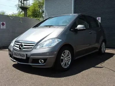 Gebraucht Mercedes A180 Avantgarde 109 PS (80 kW) 2010 Grau Limousine