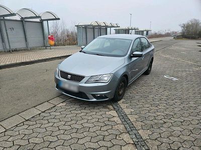 Gebraucht Seat Toledo 105 PS (77 kW) 2013 Grau Kleinwagen