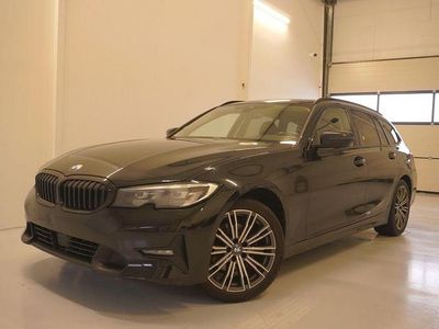 Schwarz Gebraucht 2020 BMW 320 Sport Line Limousine | 15.000 €