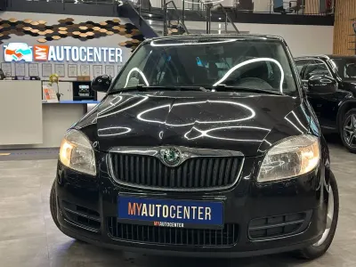 Brugt Skoda Fabia Style 69 HK (50 kW) 2010 Sort Sedan