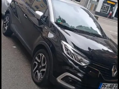 Gebraucht Renault Captur 118 PS (86 kW) 2017 Schwarz SUV