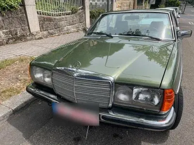 Gebraucht Mercedes 280 185 PS (136 kW) 1982 Grün Coupé