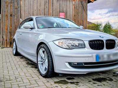 Gebraucht BMW 116 122 PS (89 kW) 2008 Silber Kleinwagen