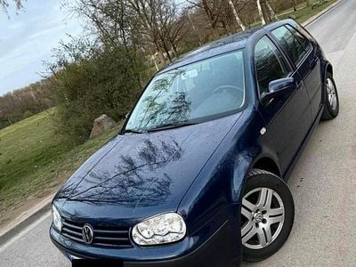 Gebraucht VW Golf IV 102 PS (75 kW) 2002 Blau Limousine