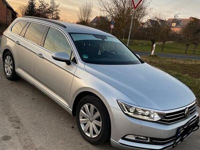Grau Gebraucht 2015 VW Passat Trendline Kombi | 11.900 € (Guter Preis)