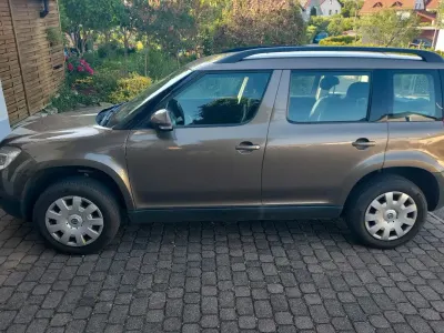 Gebraucht Skoda Yeti Ambition 107 PS (78 kW) 2011 Braun SUV