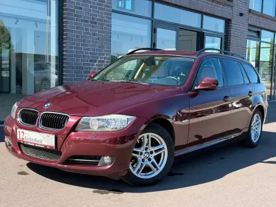 Gebraucht BMW 320 Comfort Edition 170 PS (125 kW) 2009 Rot Kombi
