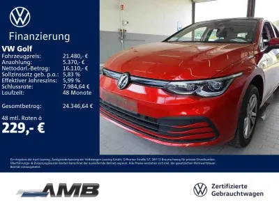 Gebraucht VW Golf VIII Life 150 PS (110 kW) 2022 Rot Limousine