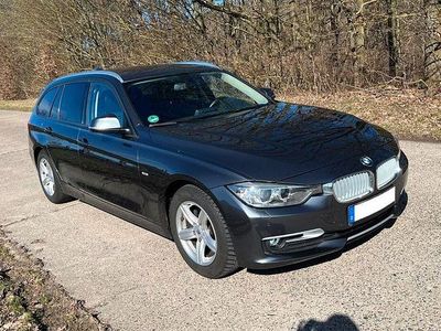 Gebraucht BMW 320 Sport Line 184 PS (135 kW) 2013 Grau Kombi