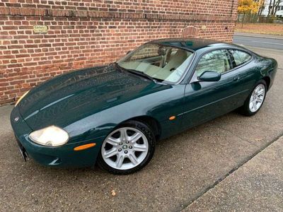 gebraucht Jaguar XK8 Coupe 4,0 V 8 I.Hand im Sammlerzustand