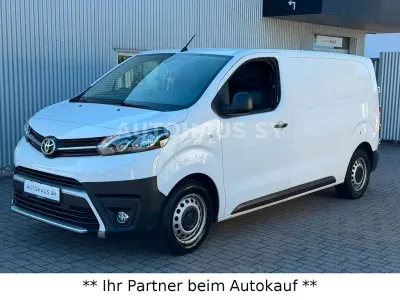 Gebraucht Toyota Proace 120 PS (88 kW) 2021 Weiß Van / Kleinbus