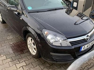 Gebraucht Opel Astra Edition 105 PS (77 kW) 2006 Schwarz Limousine