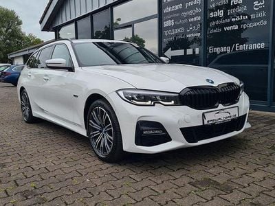 BMW 330e