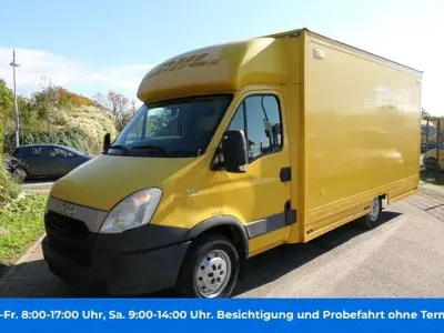 Gebraucht Iveco Daily 106 PS (77 kW) 2013 Gelb Limousine