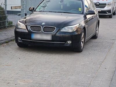 Usata BMW 525 197 CV (144 kW) 2009 Nero Station wagon
