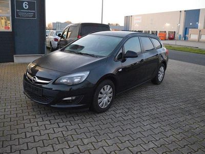 Gebraucht Opel Astra 131 PS (96 kW) 2014 Schwarz Kombi