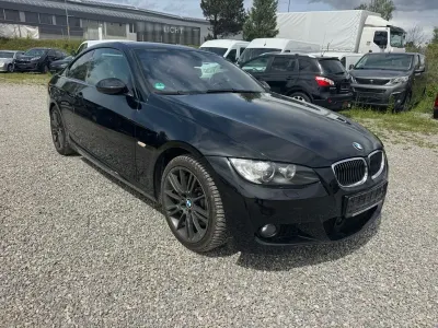 Gebraucht BMW 330 Comfort Edition 245 PS (180 kW) 2009 Schwarz Coupé