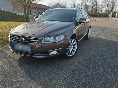 Gebraucht Volvo V70 215 PS (158 kW) 2014 Braun Kombi