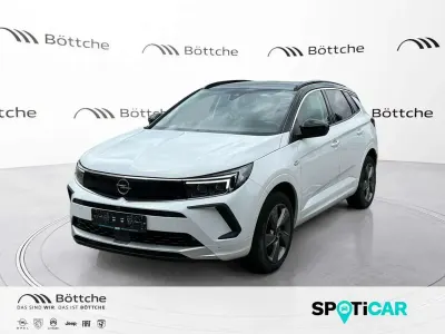 Gebraucht Opel Grandland X Business 131 PS (96 kW) 2023 Jade weiss/arktis weiss SUV