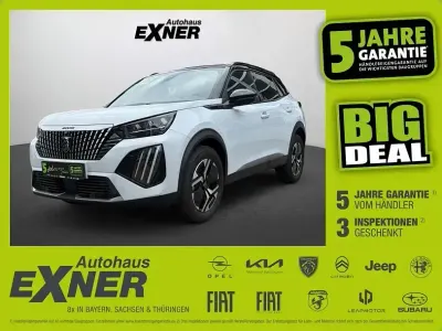 Gebraucht Peugeot 2008 GT 131 PS (96 kW) 2023 Weiß / dach schwarz SUV