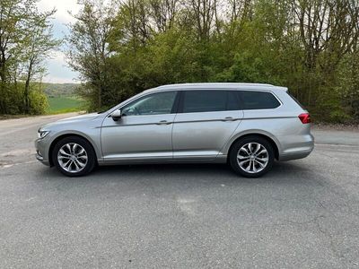 gebraucht VW Passat Variant 2.0 TDI SCR 140kW DSG 4M High...