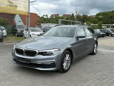 Gebraucht BMW 520 Comfort Edition 190 PS (139 kW) 2019 Bluestone Kombi