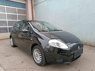 Schwarz Gebraucht 2008 Fiat Punto Limousine | 3.999 € (Teuer)