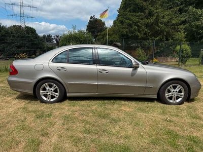 Mercedes 220