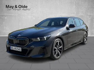 Gebraucht BMW 540 M Sport 303 PS (222 kW) 2025 Grau Kombi