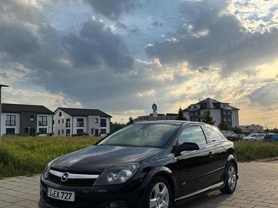 Opel Astra GTC