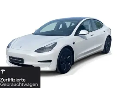 Second-hand Tesla Model 3 RWD 205 kW (279 CP) 2021 Alb Berlinǎ