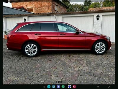Gebraucht Mercedes C180 156 PS (114 kW) 2018 Rot Kombi