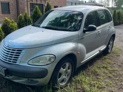 Usado Chrysler PT Cruiser Clasic 141 CV (103 kW) 2001 Plateado Monovolumen