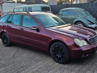 Mercedes C240