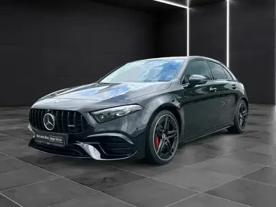 Używany Mercedes A45 AMG AMG 421 KM (309 kW) 2023 Czarny Sedan/Limuzyna